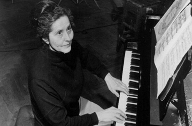 Lili Kraus playing piano