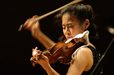 Midori playing violin