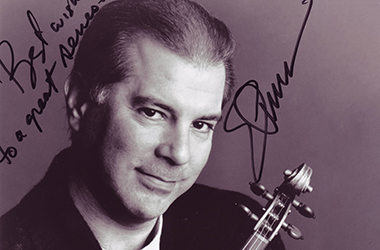 Signed photo of Elmar Oliveira