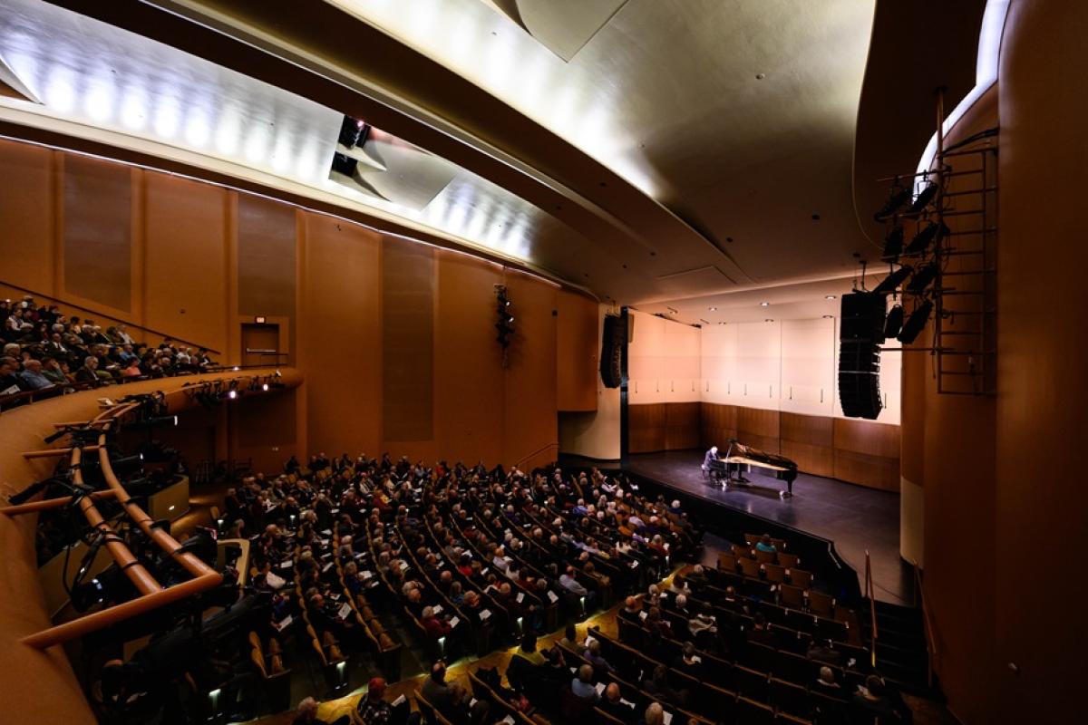 audience in shannon hall