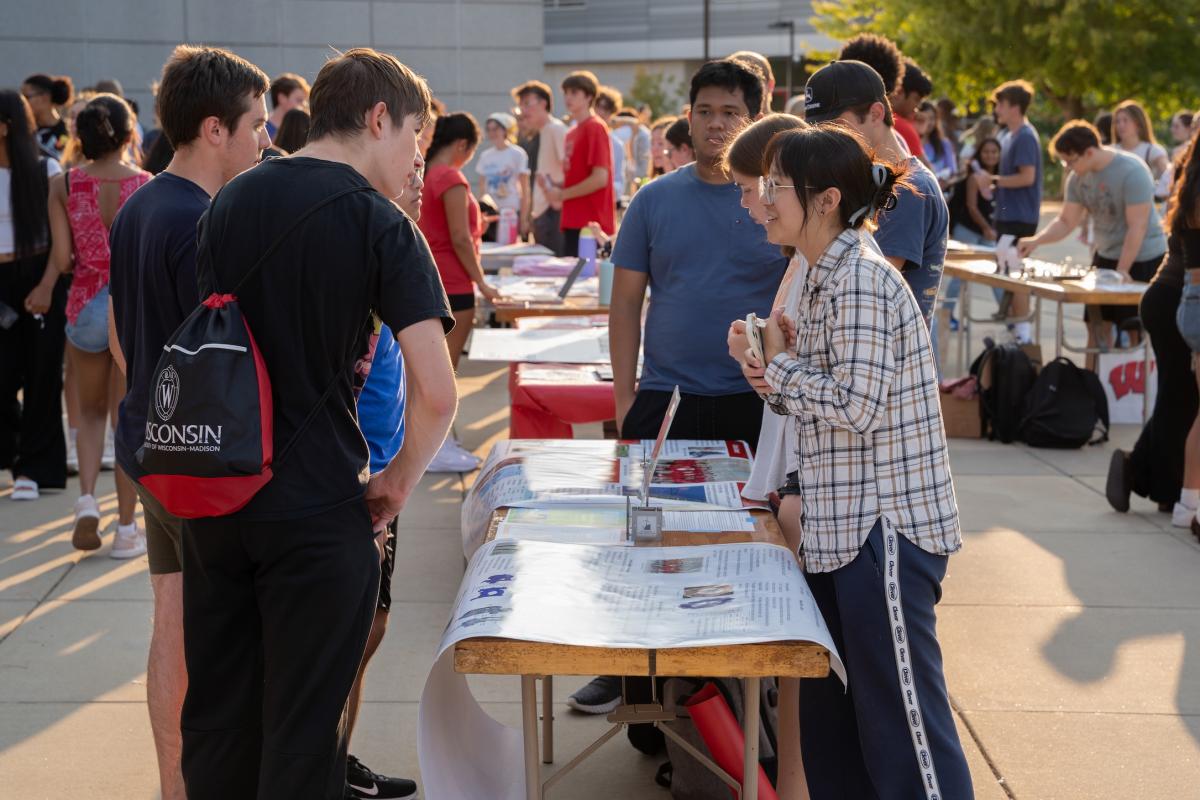 2024FallOrgFair4 PhotobyTonyXiao