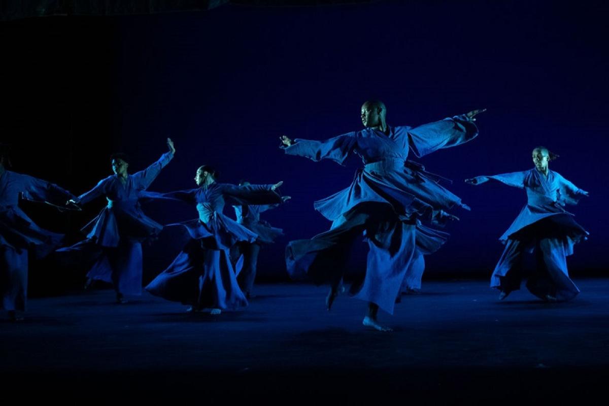 EVIDENCE photoby Christopher Duggan