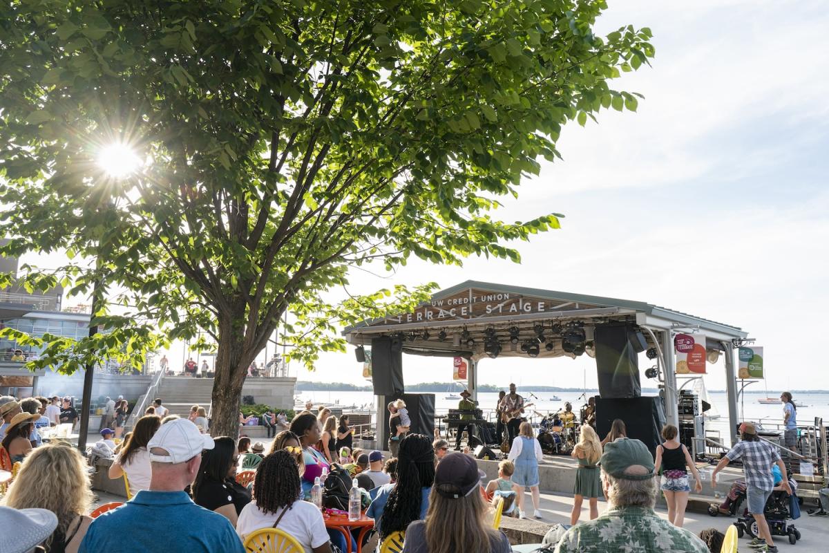 UWCreditUnionSummerStage PhotobyAndyManis