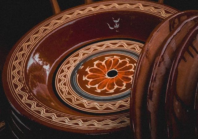Intricate details on a ceramic plate