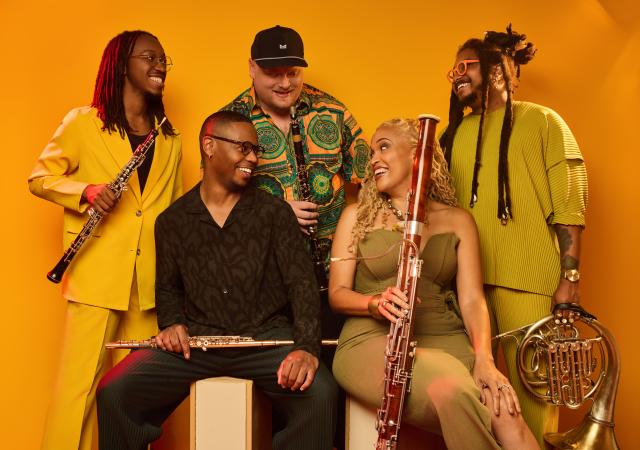 Photo of the Imani Winds group.