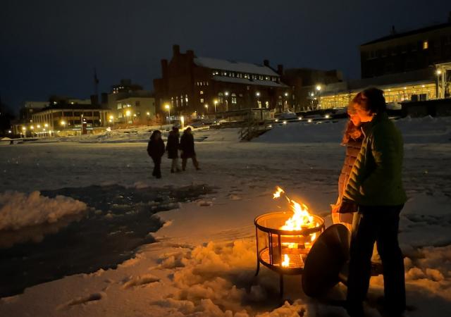 2023 2 WinterCarnival SnowShoe lights KS 1