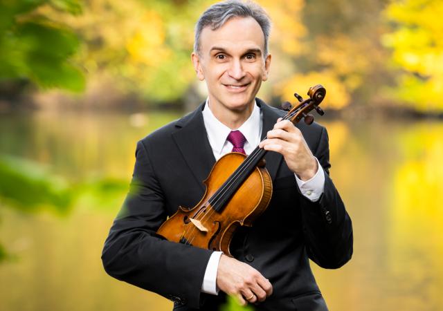 GilShaham2 1920x1005 copy2