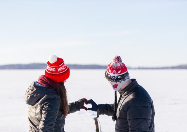 OUW Snowshoeing AM 082