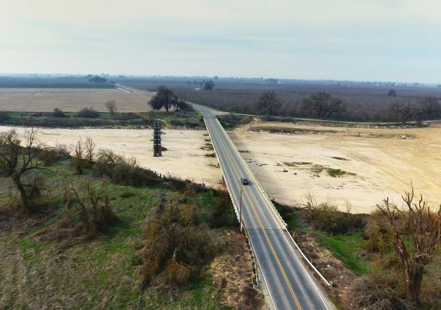 Rivers+End+Photo+5 +Dry+river+bed+Photo+Credit +Giant+Pictures