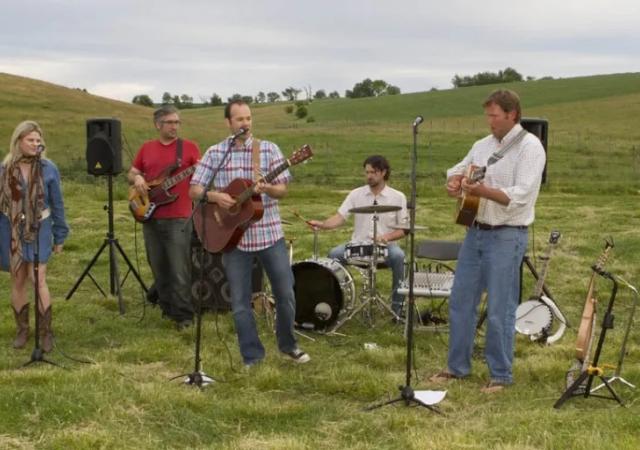 Whiskey Farm Featured Image Thumbnail v2