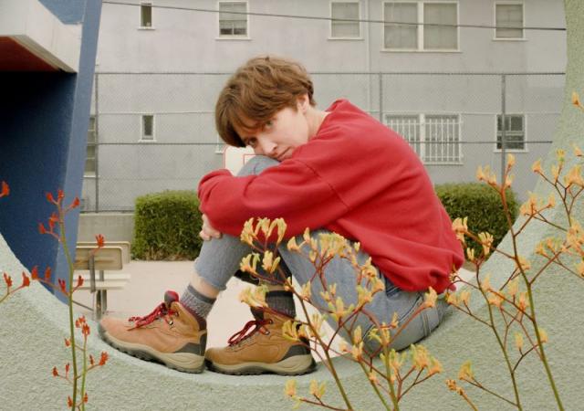 lomelda hannah   press pic by tonje thilesen 1 2 ADA MAE DONNELLEY POWER v2