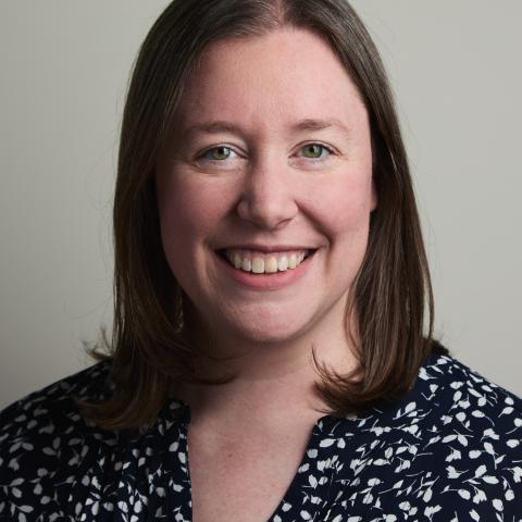 Bess Donoghue headshot