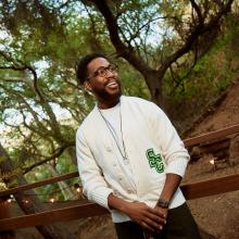 RAP 20211207 CORY HENRY GRAMMY PROMO LA LOOK 1 OUTSIDE 0030 mediu